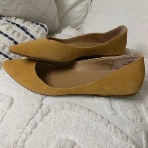 Yellow Gold Flats